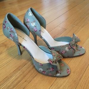 Amanda Smith floral peep toe pumps